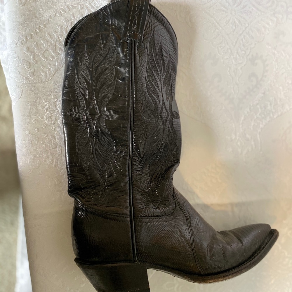 Tony Lama iguana boot